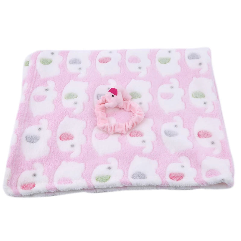 "Adorable Elephant Baby Blanket: Soft and Cozy Quilt with Cute Cartoon Design - Perfect for Newborns and Air Conditioning!"